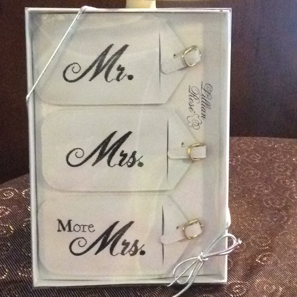 Lillian Rose Other - Mr. & Mrs. luggage tags